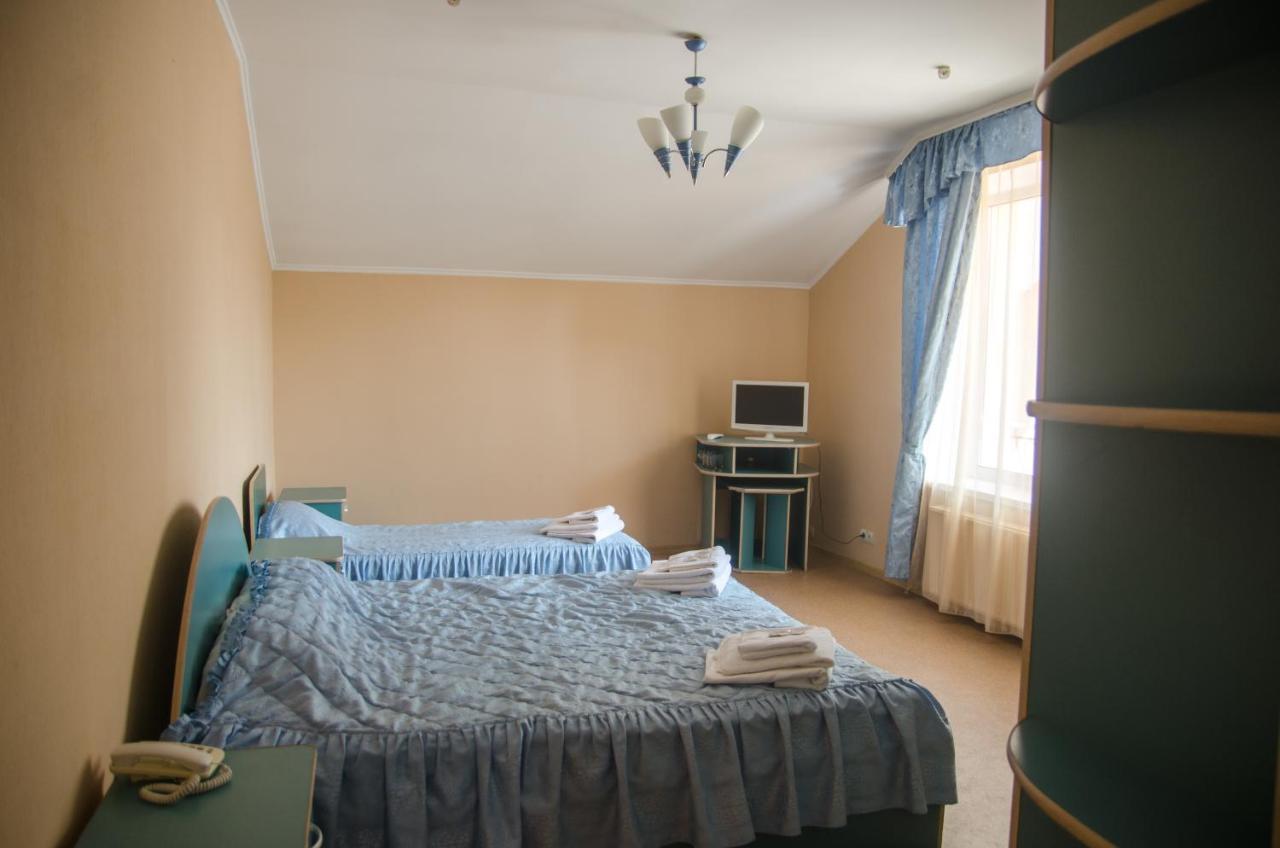 Galant Hotel Boryspil Eksteriør bilde